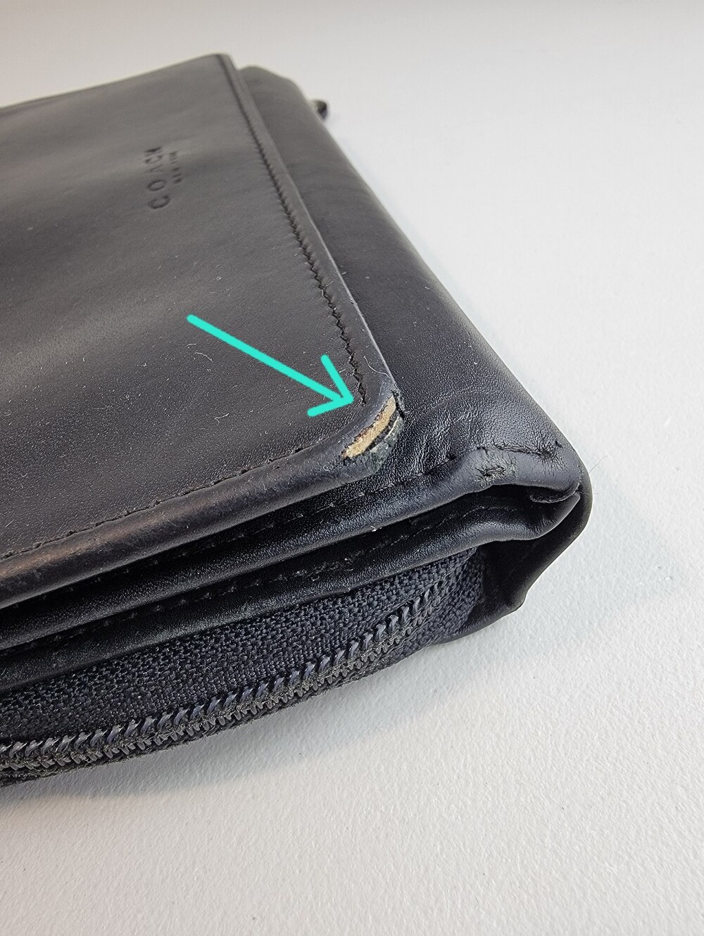 Vtg. Coach New York Trifold Checkbook Wallet Black Glove Leather Stamped Logo - Picture 10 of 10